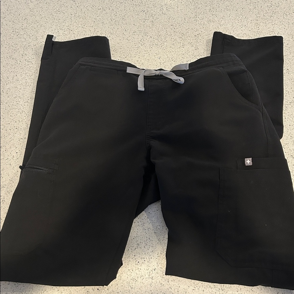 Figs Yola skinny scrub pant